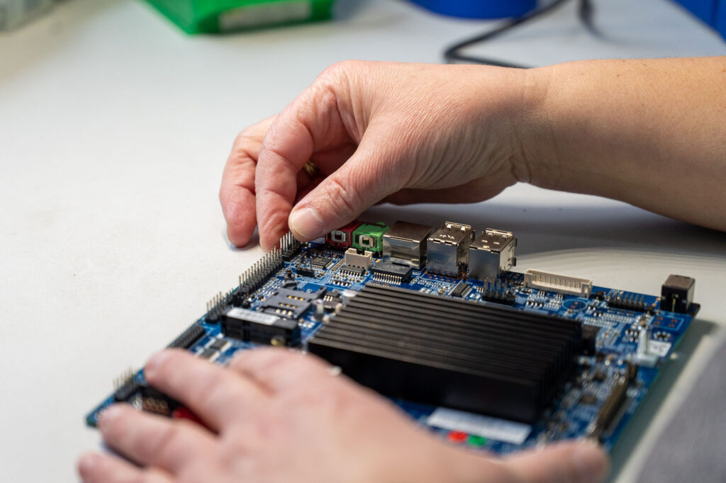 Service de réparation cartes electroniques